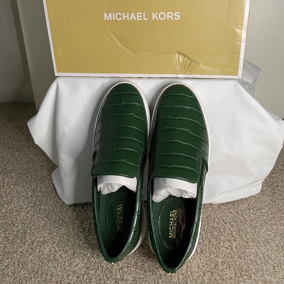 Michael Kors - Keaton Crocodile Embossed Slip on Sneaker-US Size 7.5M/Moss Green - Picture 10 of 16